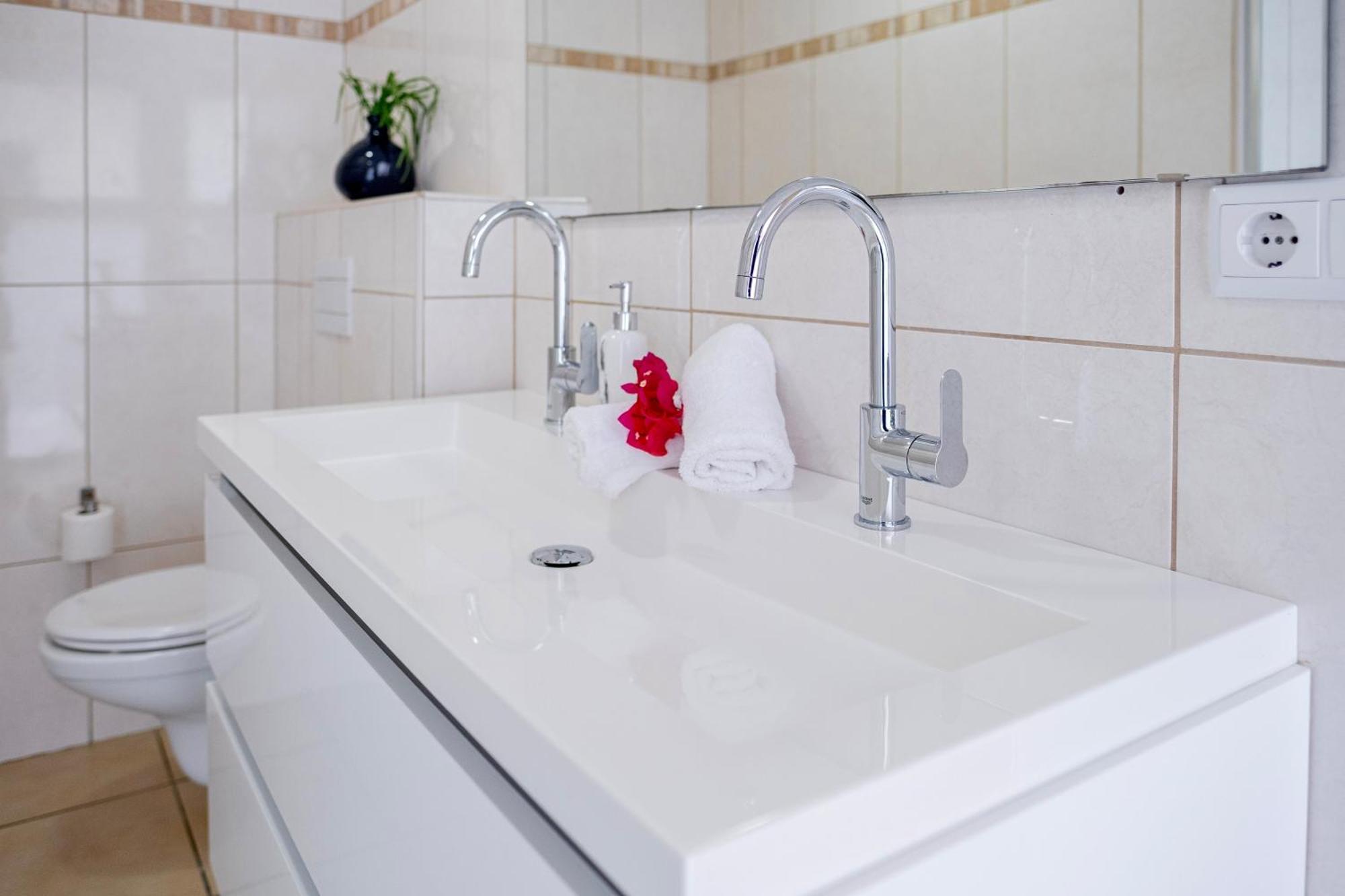 Droom Appartement Met Uitzicht Op De Jachthaven Jan Thiel Екстер'єр фото